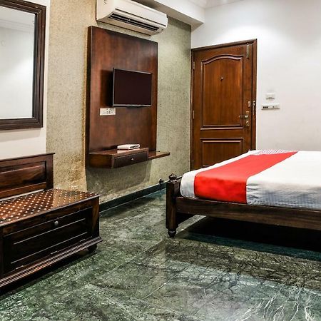 Oyo 1681 Hotel Devansh Udaipur Luaran gambar