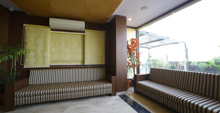 Oyo 1681 Hotel Devansh Udaipur Luaran gambar