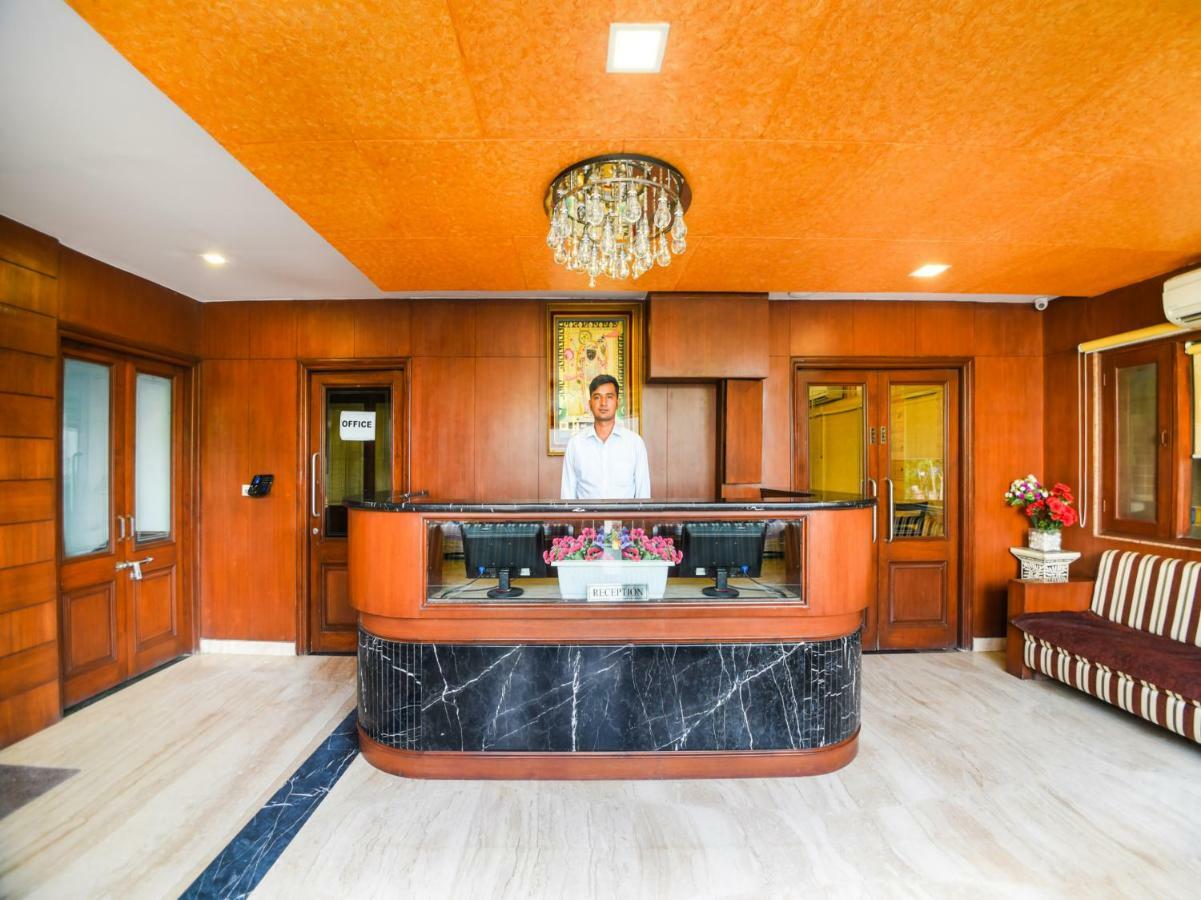 Oyo 1681 Hotel Devansh Udaipur Luaran gambar